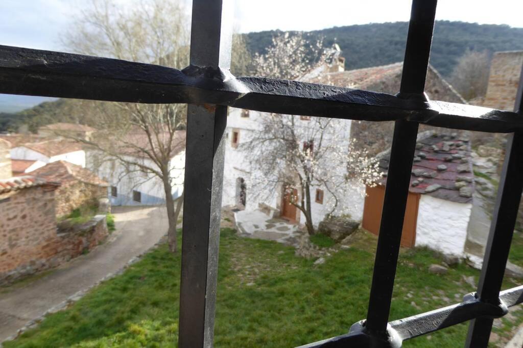 Casa Rural El Silvestrito Valdegena Luaran gambar